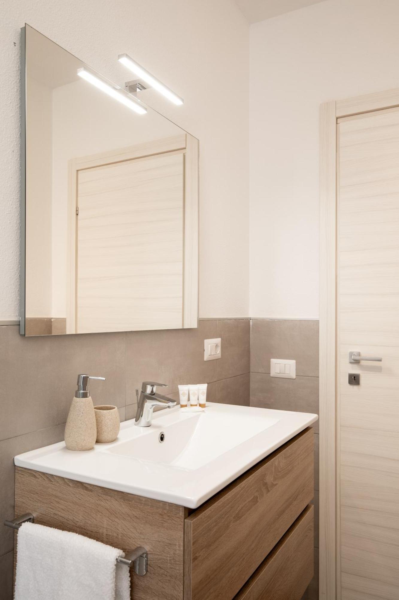 Zaira Home Free Wi-Fi 5 Minuti Dal Lago Liscia ซานต์ อันโตนิโอ ดิ กาลลูรา ภายนอก รูปภาพ